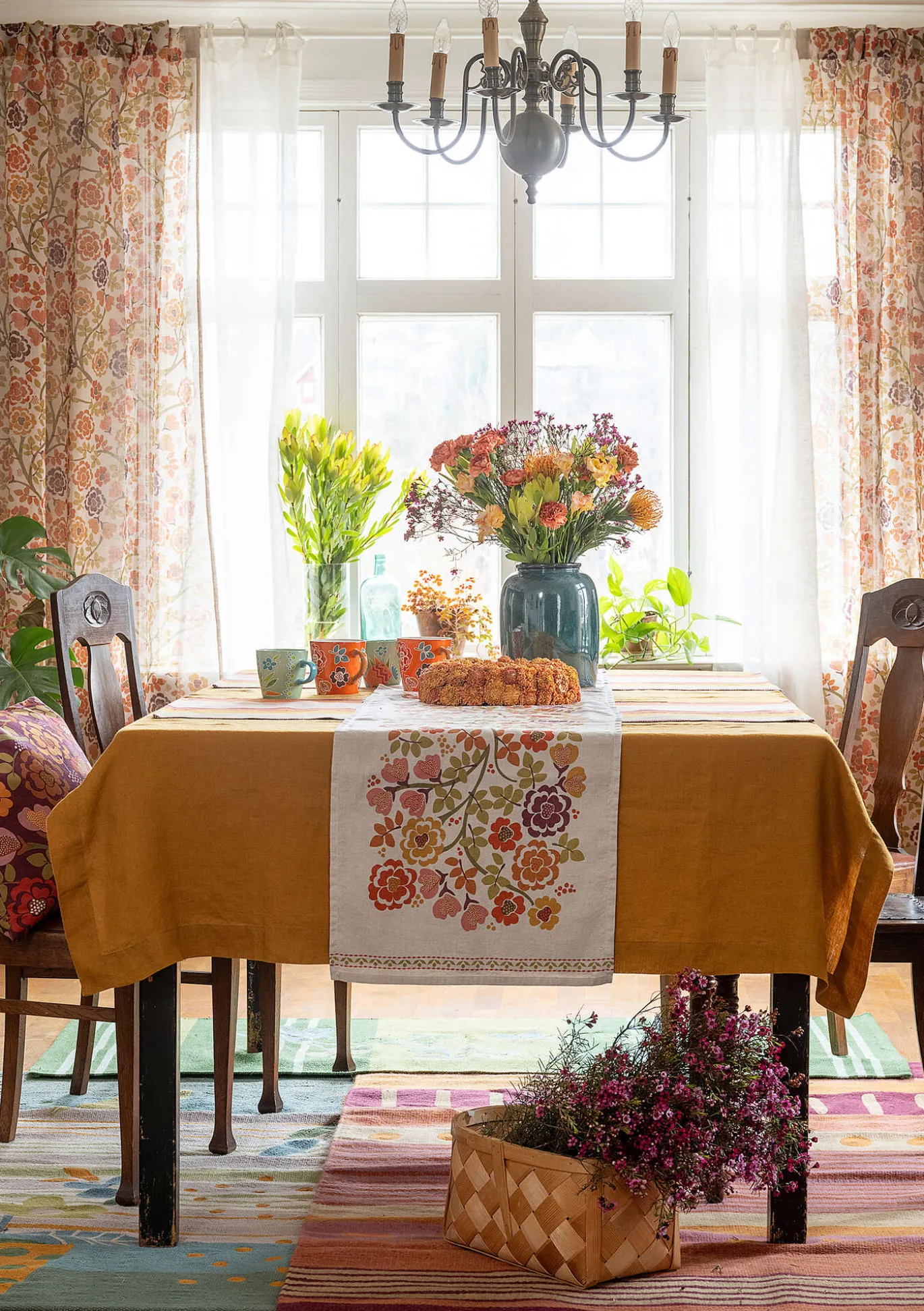 Kaitaliina "Wild rose" pellavaa ja puuvillaa