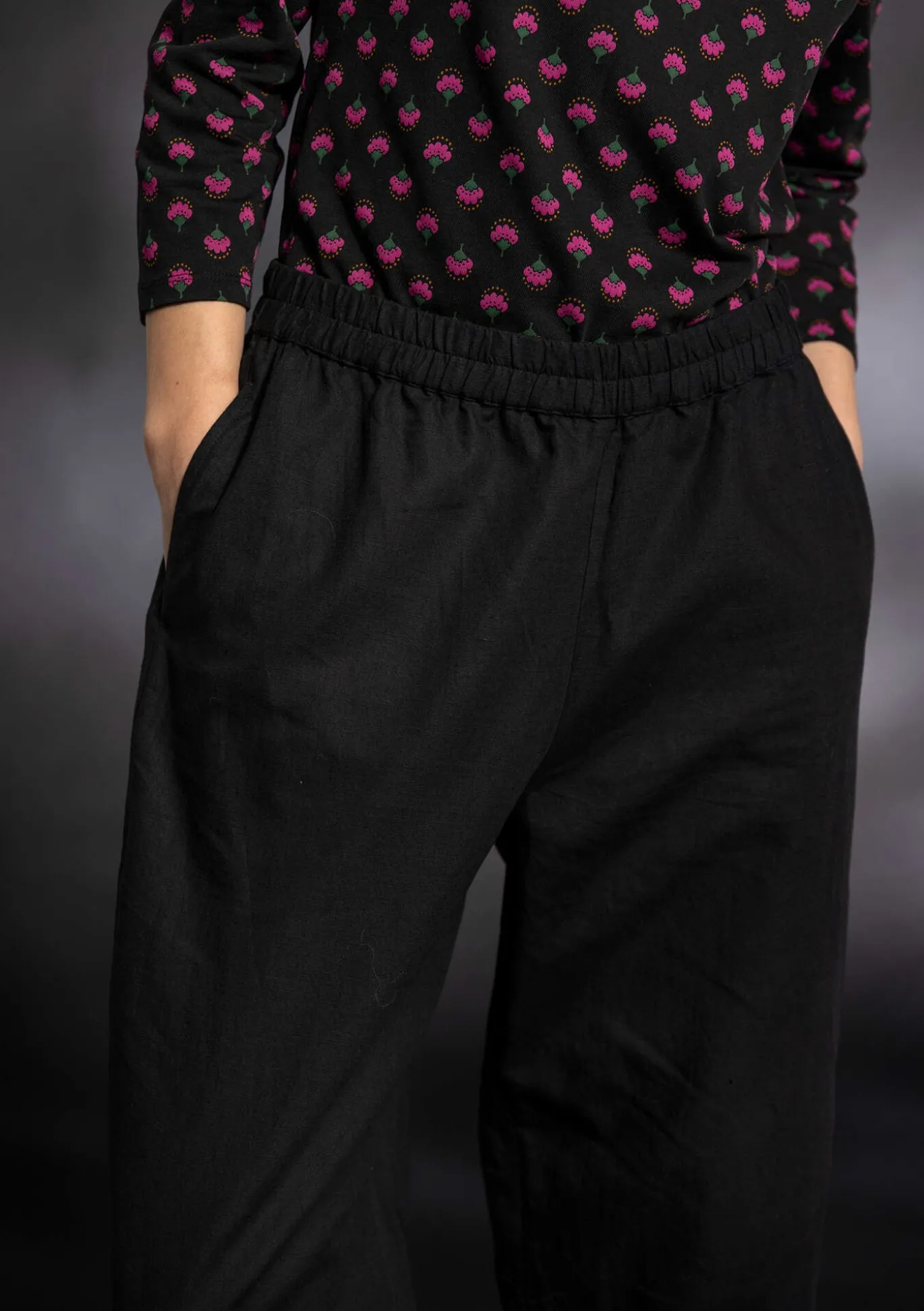 Kangashousut ekopuuvillaa ja pellavaa