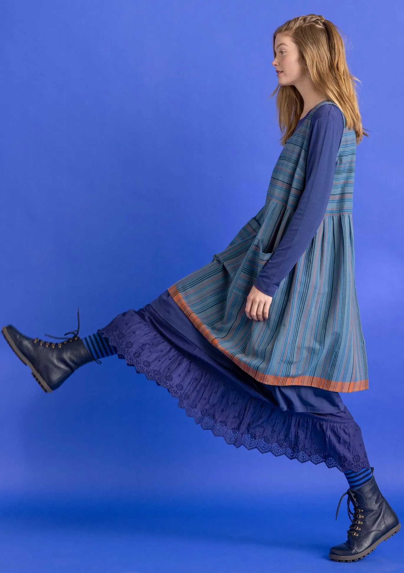 Kankainen liivimekko ”Ava” ekopuuvillaa