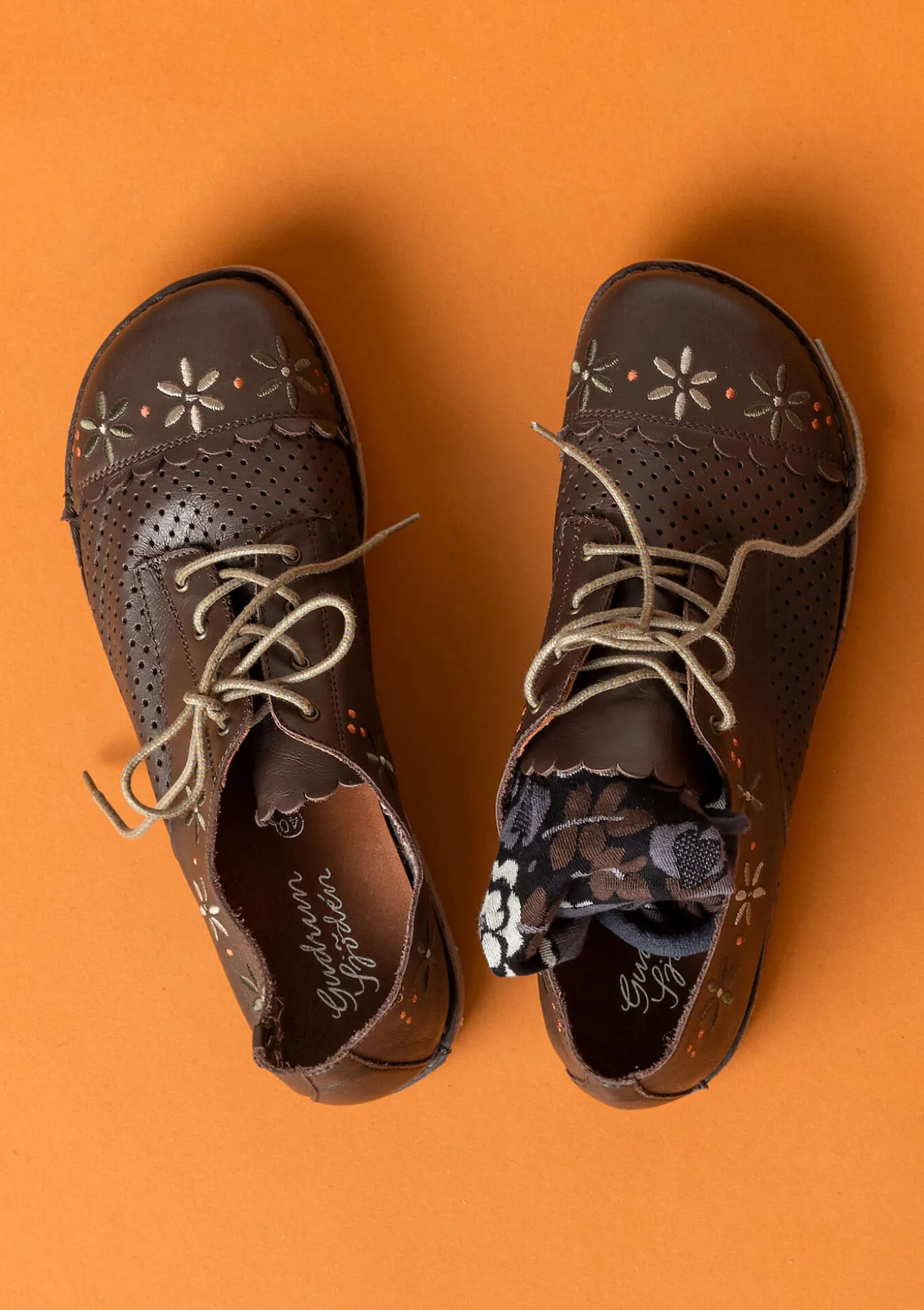 Kengät ”Freja” nappaa