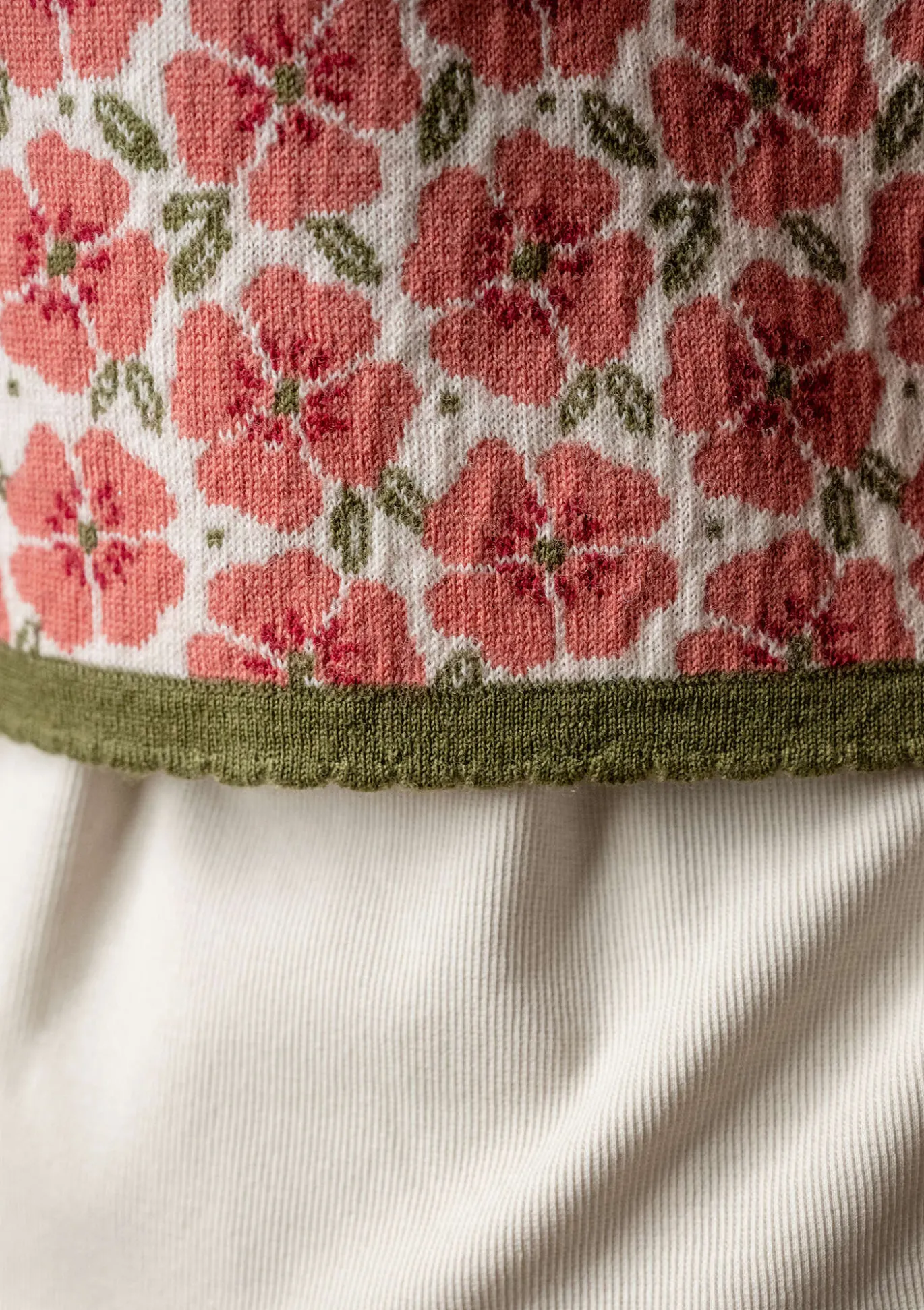 Neuletakki "Anemone" ekovillaa