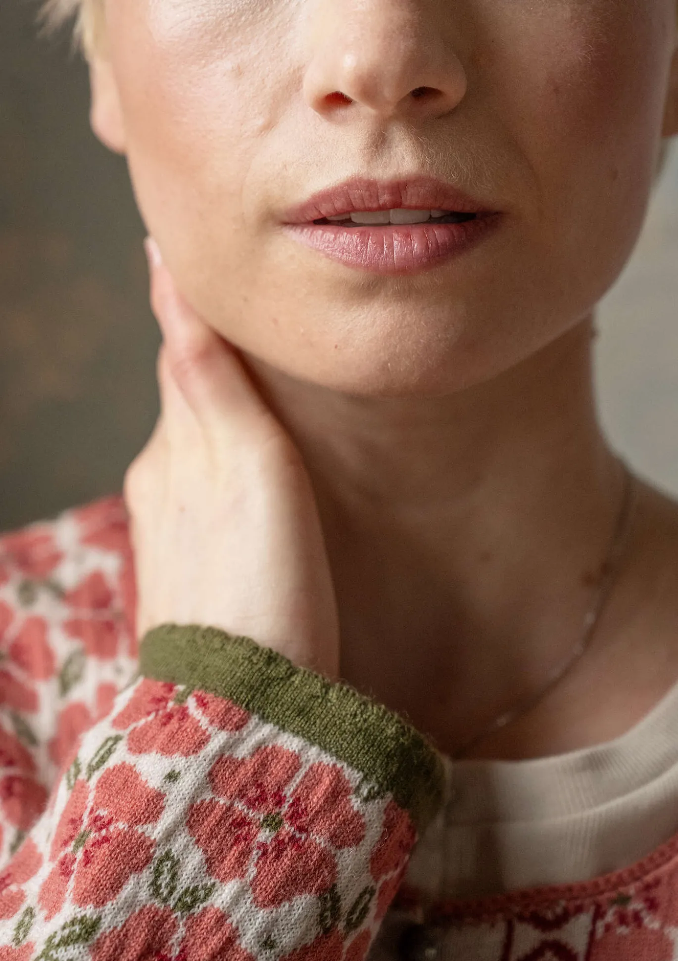 Neuletakki "Anemone" ekovillaa