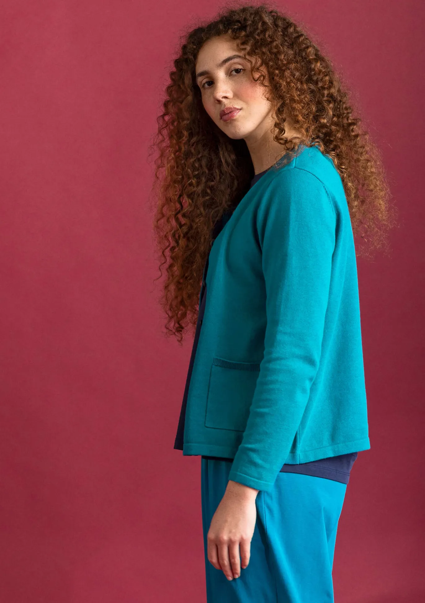 Neuletakki ekologista/kierrätettyä puuvillaa