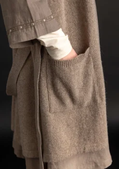 Pitkä neuletakki alpakkasekoitetta