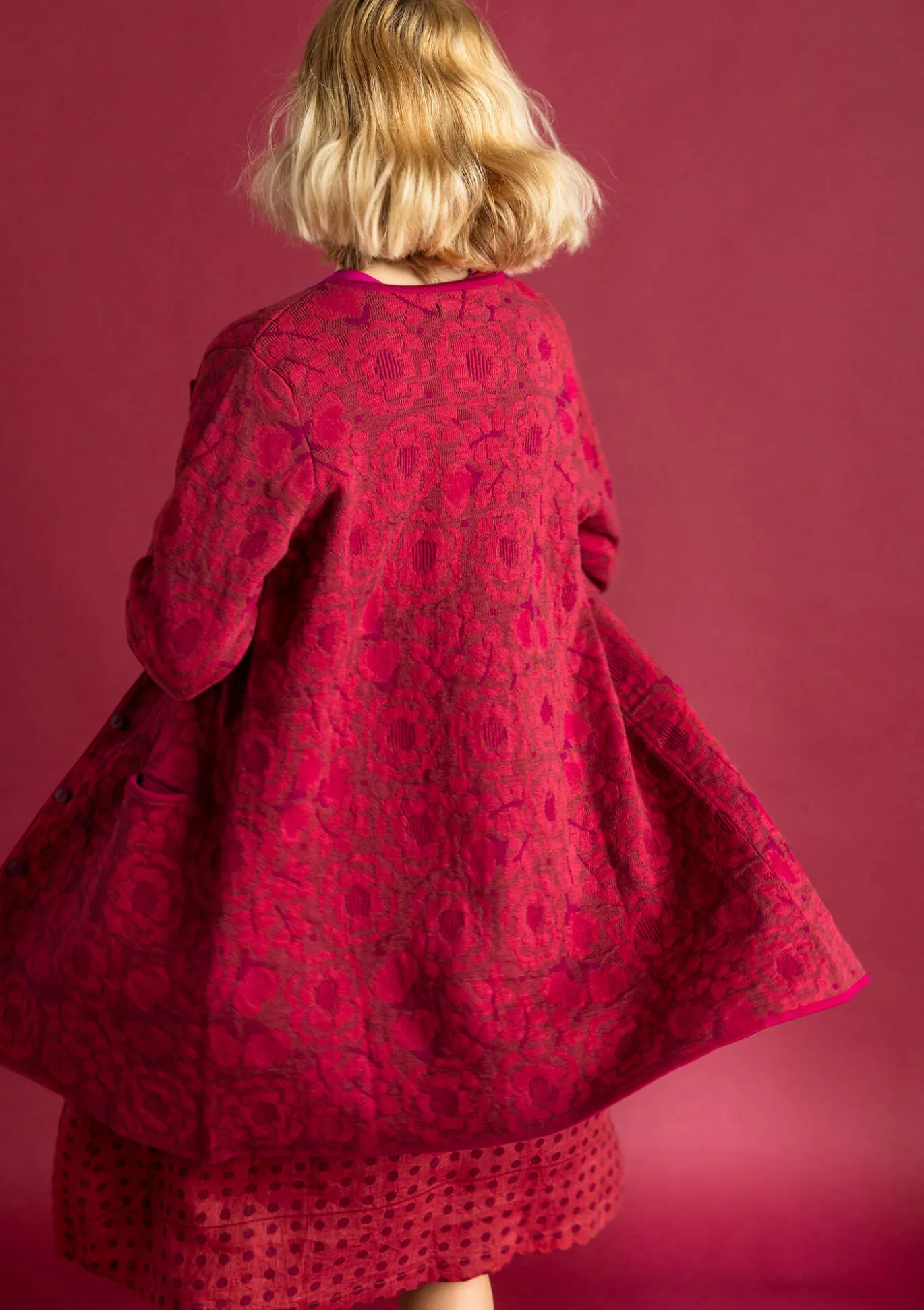 Pitkä neuletakki ”Astrid” ekologista/kierrätettyä puuvillaa