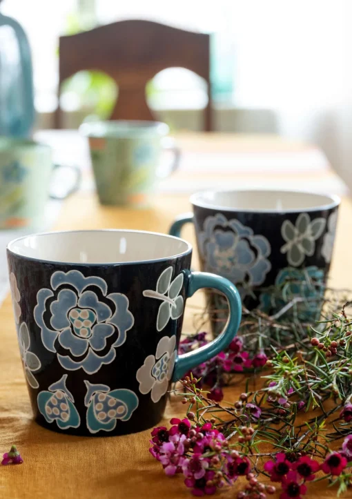 Teemuki "Wild rose" keramiikkaa