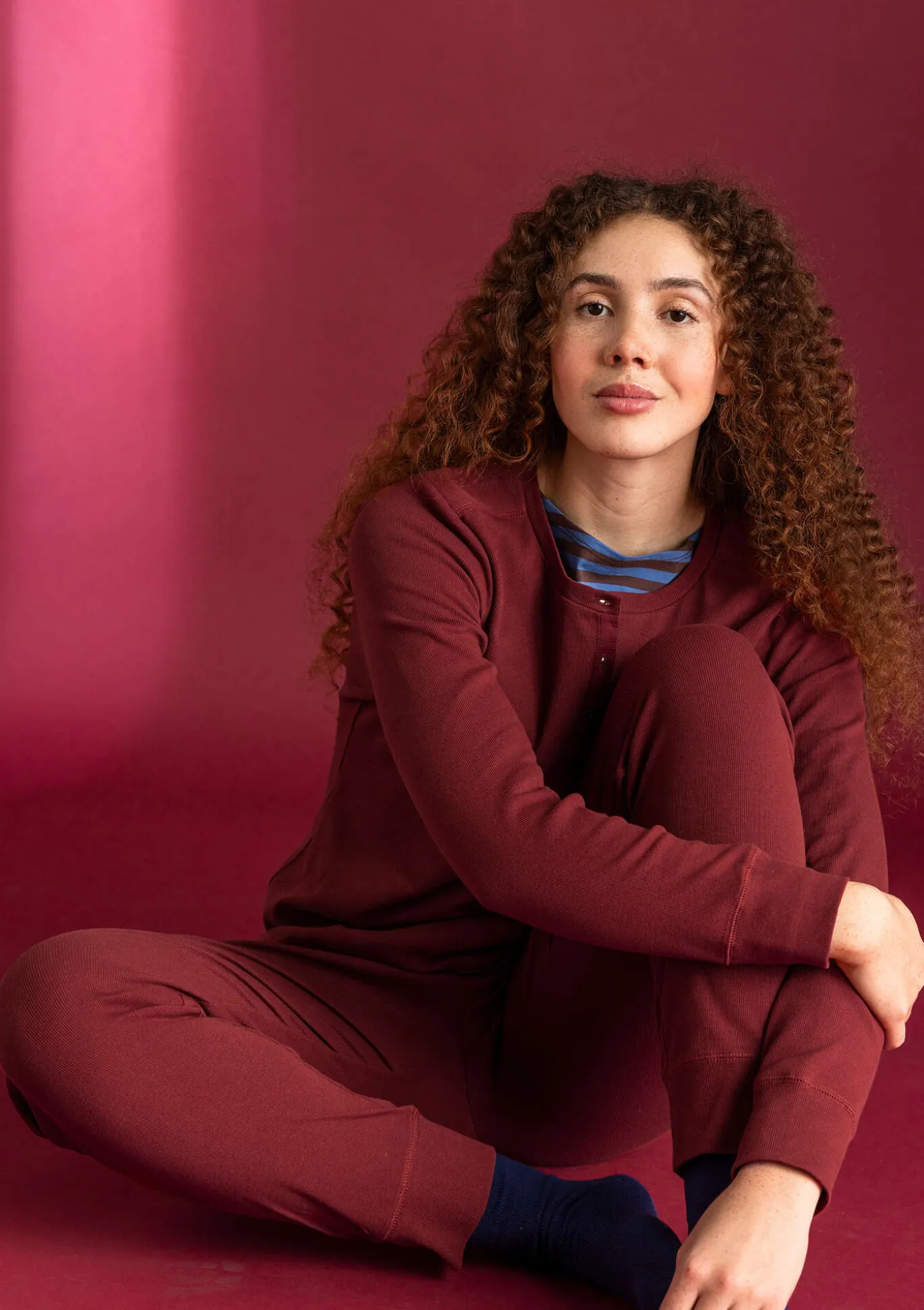 Trikooleggingsit ekopuuvillaribbiä