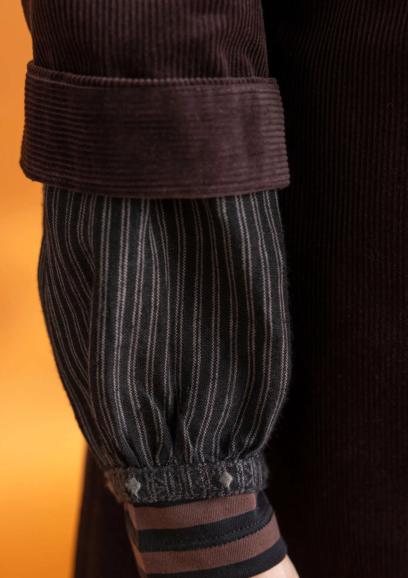 Vakosamettimekko ekopuuvillaa/elastaania.